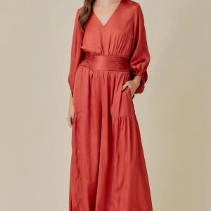 Jumpsuit satin manga larga cinto drapeado