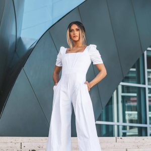 Jumpsuit manga abullonada