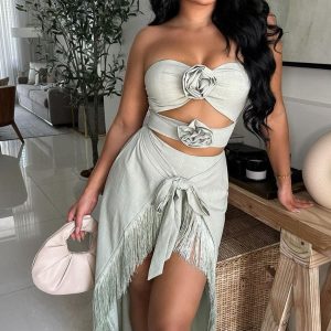 Set 2 piezas pantalón de barbitas con top strapple cut out con rosas