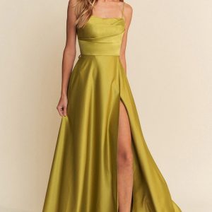 Satín abertura en pierna sin espalda